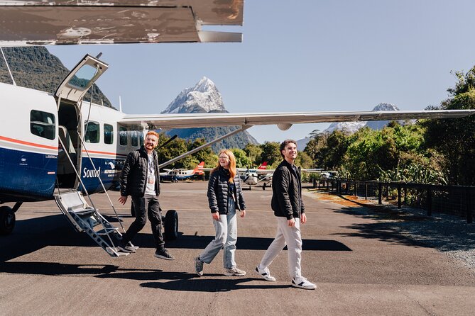 Milford Sound Cruise with Round-Trip Flights from Queenstown - Hotel pickup and the weather check that you cannot ignore