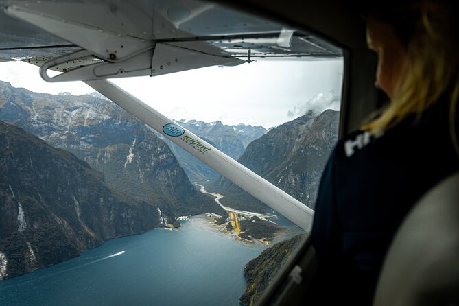 Milford Sound Flight and Cruise ex Queenstown (incl Lunch) - Top reasons you will remember this Milford Sound combo