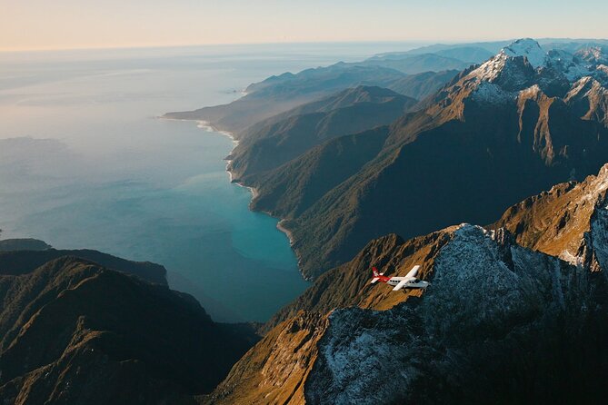 Milford Sound Fly Explore Fly ex Queenstown by Glenorchy Air - The flight route: Lake Wakatipu to Fiordland, with big-name scenery in between