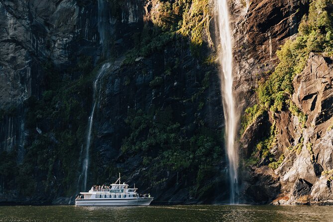 Milford Sound Helicopter and Cruise Tour from Queenstown - Price and value: what $1,015.20 really buys