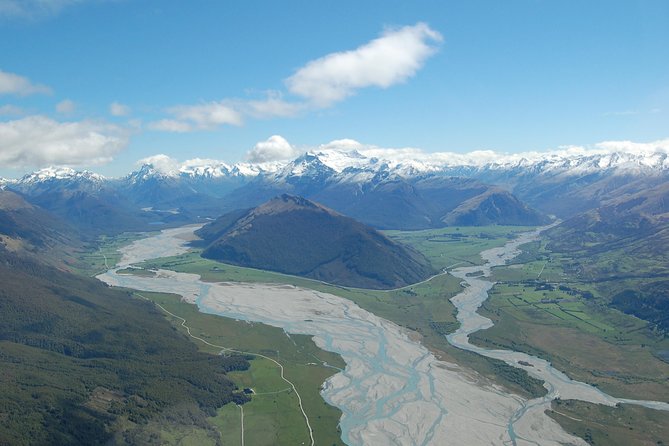 Milford Sound Helicopter Flight and Cruise from Queenstown - Queenstown pickup, the base, and how the day is paced