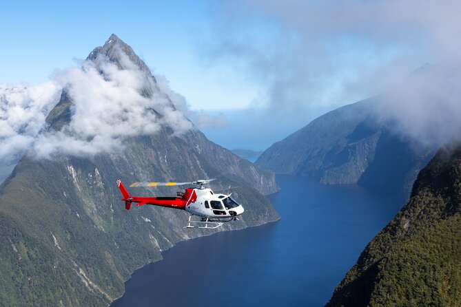 Milford Sound Highlights - 204 - Key things to know before you book this Milford flight