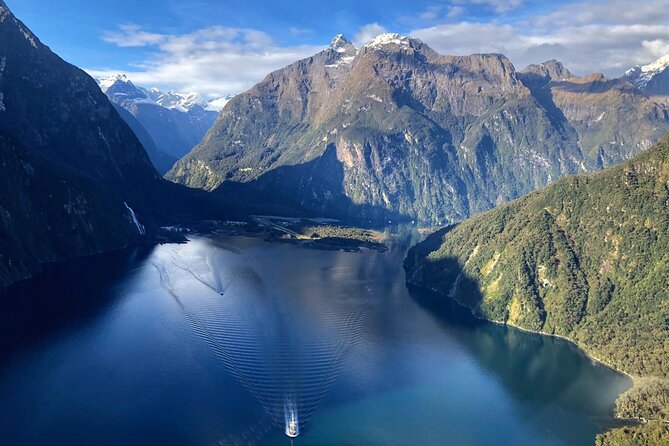 Milford Sound Highlights - 204 - The Queenstown handoff: pickup, headsets, and a small-group feel