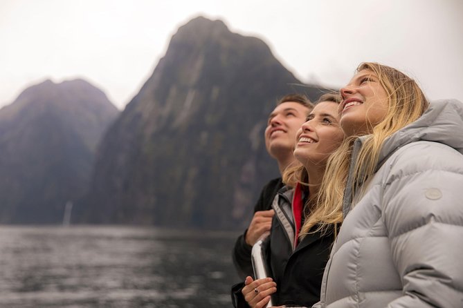 Milford Sound Nature Cruise with Southern Discoveries - Lunch choices: picnic versus going light, and why the boat time feels shorter