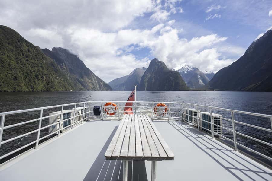 Milford Sound: Premium Small Group Cruise with Canape Lunch - Getting there from Queenstown or Te Anau, plan for a long day