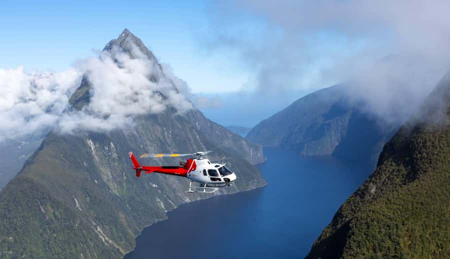 Milford Sound Scenic Helicopter Flight with Landing - Queenstown to Milford Sound, fast and up close