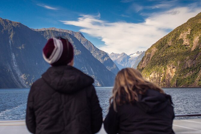 Milford Sound Tour: Cruise & Flight - The early 6:45 am start, and why it actually helps