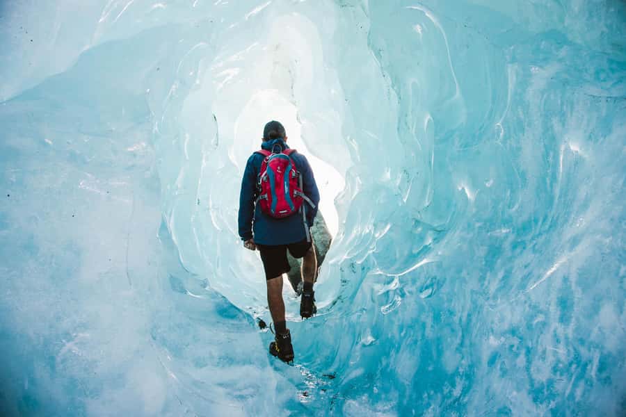 Mount Cook: 3 Hour Heli Hike to the Tasman Glacier - The helicopter flights: views plus a lesson in scale