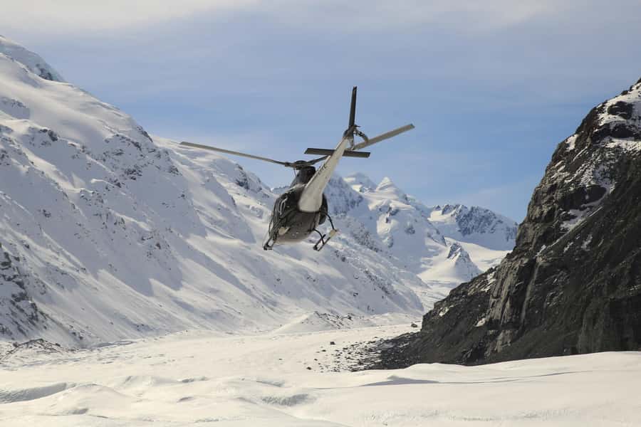 Mount Cook: Ski Plane and Helicopter Glacier Combo Flight - Who Should Book This Tasman Glacier Ski Plane and Helicopter Combo