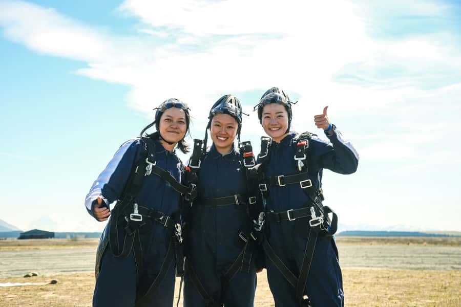 Mount Cook: Tandem Skydive Experience - Small Group Size, Big Difference at Check-In