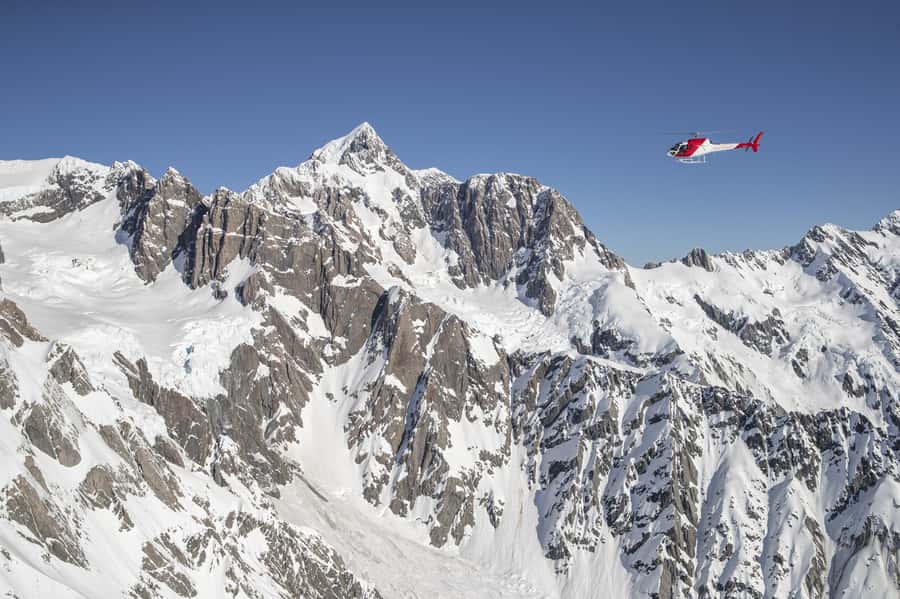 Mount Cook: Tasman Glacier Helicopter Flight - The Burnett Mountains and Mackenzie Basin, seen as one big system