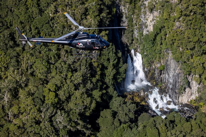 Mount Tarawera Volcanic Adventure by Helicopter - Inside the Experience: Headsets and a Pilot-Guide You Can Hear