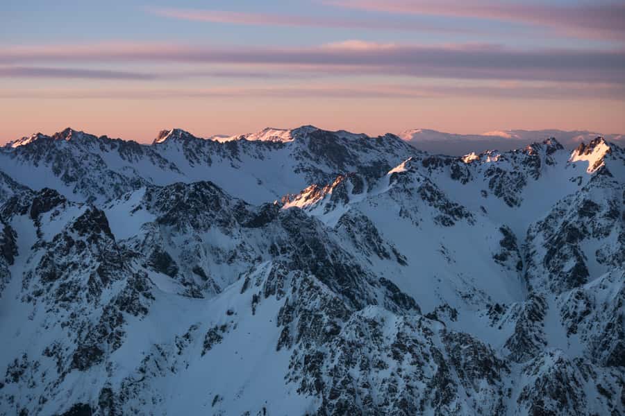 Mt Cook: 55-Minute Scenic Flight in Helicopter or Ski Plane - Taking Off Over the Southern Alps: Your Best Views Begin Immediately