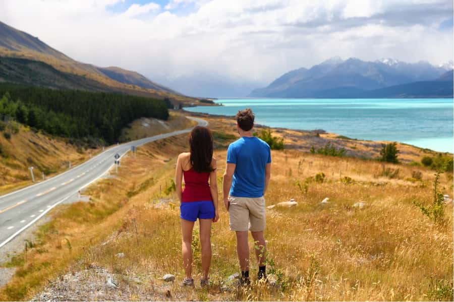 Mt. Cook Day-Tour: Christchurch to Queenstown - Your coach day starts in Christchurch, with WiFi for the ride