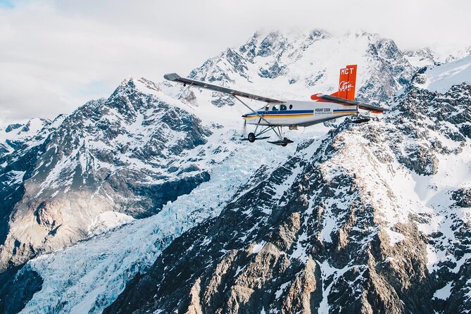 Mt Cook Tour & Ultimate Alpine Experience Combo from Queenstown - Mackenzie plains and the bright-blue Lake Pukaki stop
