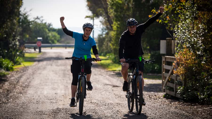 Napier: Cape Coast Winery Tour on Pedal or E-Bikes - Meeting in Ahuriri and getting your bike ready at Cape Kidnappers