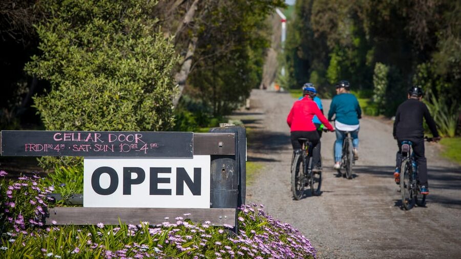 Napier: Cape Coast Winery Tour on Pedal or E-Bikes - Tuki Tuki River limestone cycling and the Te Mata Peak views