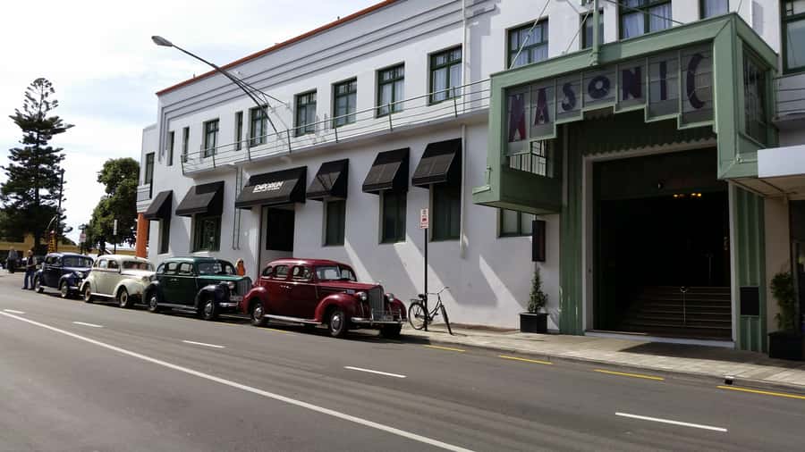 Napier: Highlights & Tour Exploring the Best of this Region - Between Cities: Orchards, Vineyards, and a Science Meets Culture Stop