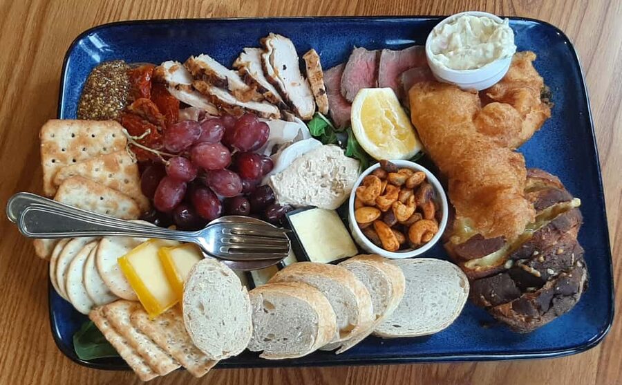 Napier: Winery + Gin Tasting Tour with Lunch Thu Fri Sat - Why This Napier Wine and Gin Loop Works So Well