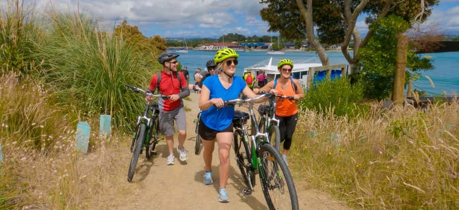 Nelson to Mapua: Full-Day Cycling Self-Guided Adventure - Mapua Ferry Crossing and Wharf Time: Turning the Finish Line Into Fun