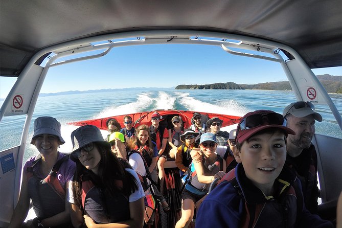 Oarsome Marine Reserve Kayak Tour - The Guides Make the Day Work: Pandy and Quinn’s Style