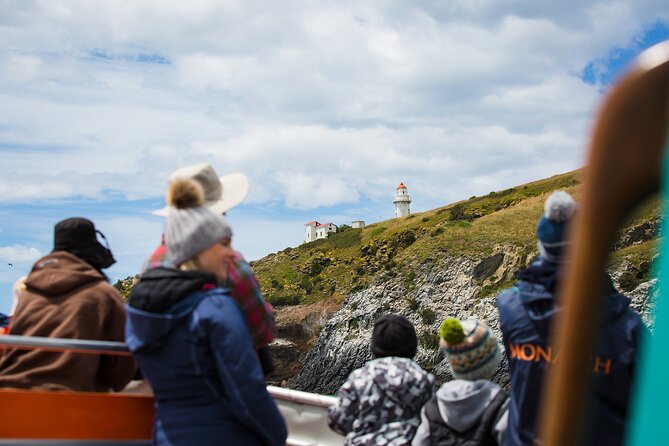 Otago Peninsula Wildlife Tour & Cruise - What to bring so the day feels easy, not exhausting