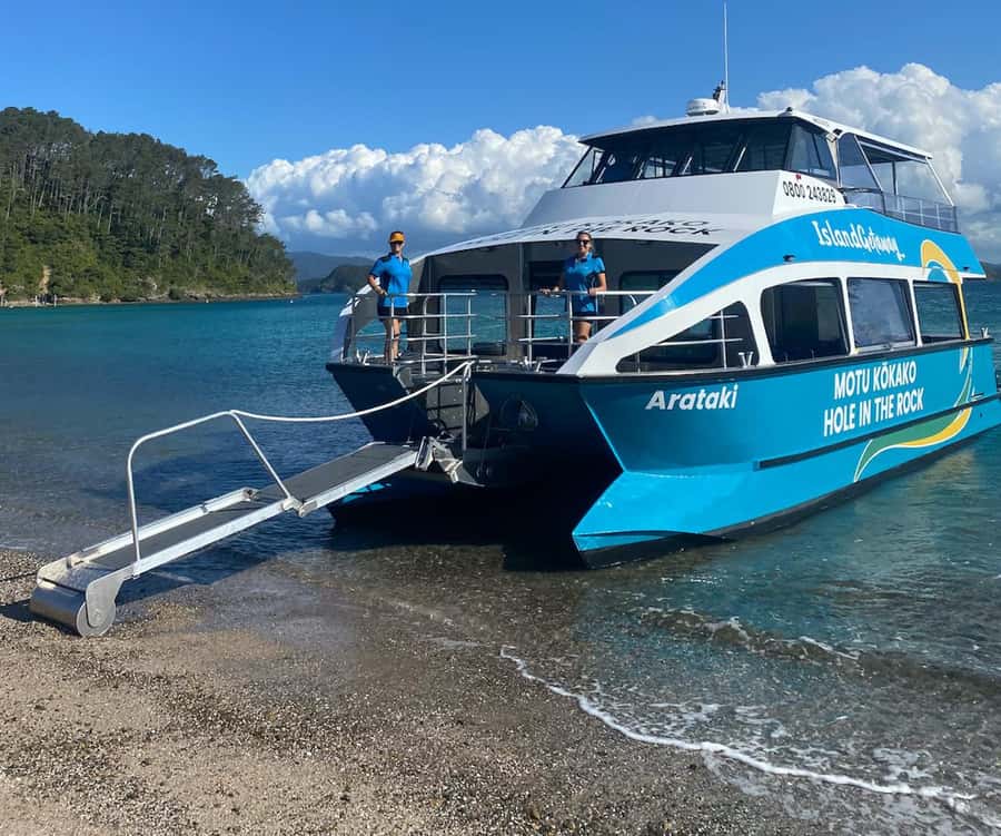 Paihia/Russell: Hole in the Rock Cruise with 2 Island Stops - A Bay of Islands cruise that feels like a route, not a tour bus