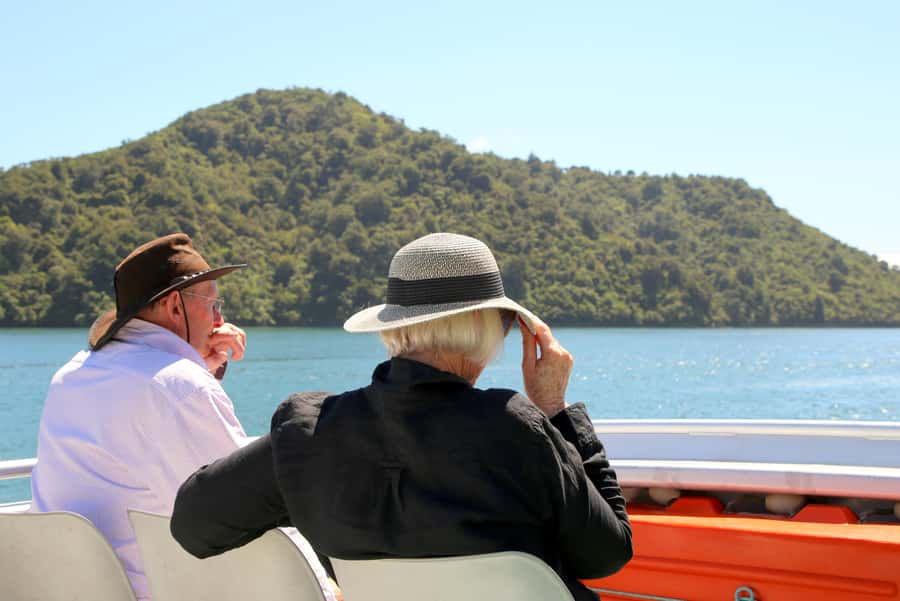 Picton Shore Excursion: Queen Charlotte Sounds Cruise - Queen Charlotte Sounds, Tōtaranui, in 90 minutes from Picton