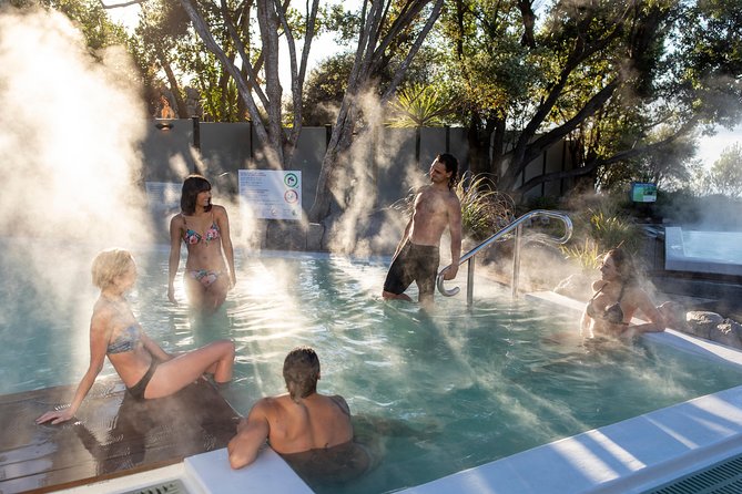 Polynesian Spa Rotorua: Pavilion (12+ yrs) Hot Pool Bathing - Bathrooms, changing rooms, and what to plan for