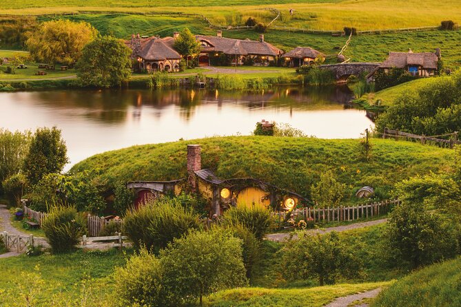 Premium Hobbiton Small Group Day Tour from Auckland - Quick hits before you go