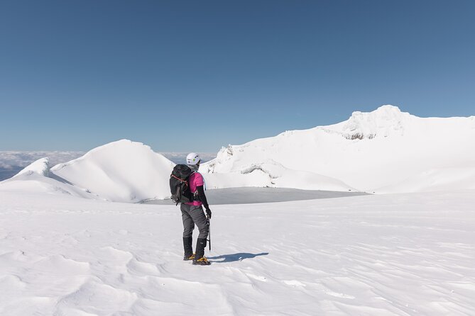 Premium Mt Ruapehu Summit Plateau Guided Group Hike - Transfers and timing: the phone call and meeting point that matter