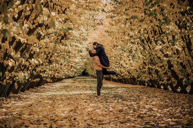 Private Couples Photo Shoot in Queenstown - The golden hour plan: how timing shapes your photos