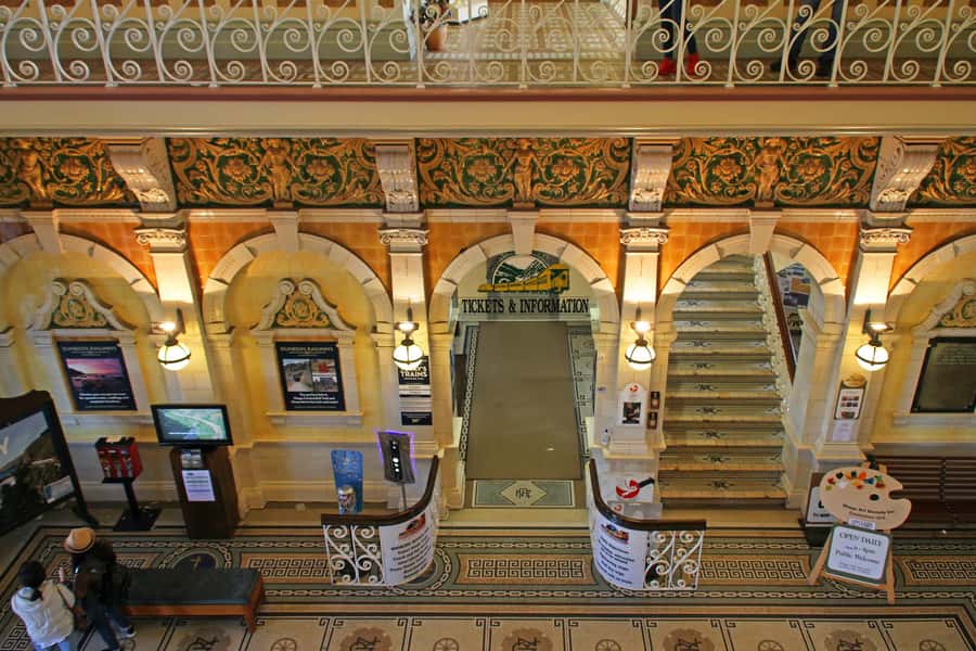 Private Dunedin City Highlights and Otago Peninsula Day Tour - Larnach Castle, New Zealand’s only castle, gardens included and interior optional