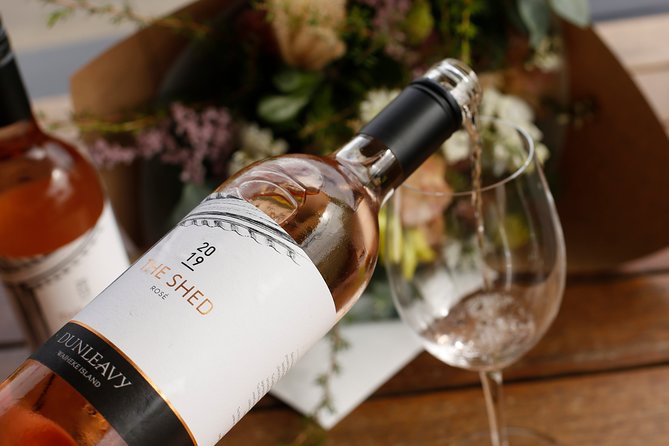 Private Essence of Waiheke Wine Tour - Lunch at Mudbrick: What You Get and How to Time It