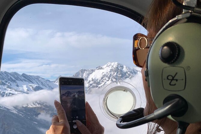 Private Flight: 3 Glaciers with Snow Landing - 45mins - Three glacier views, not one: Franz Josef, Fox, and Tasman from above
