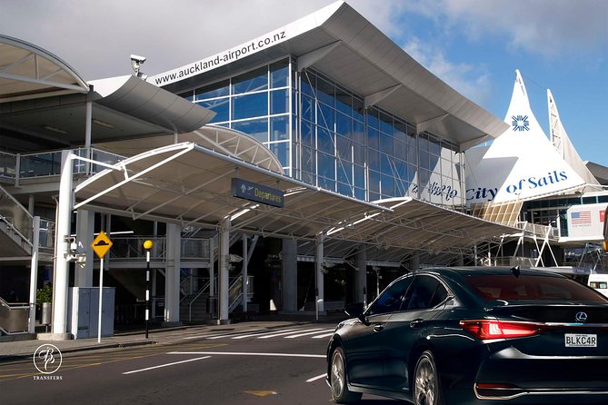 Private Luxury Airport Transfers in Auckland – Sedans & Vans - Key things that make this Auckland transfer worth it