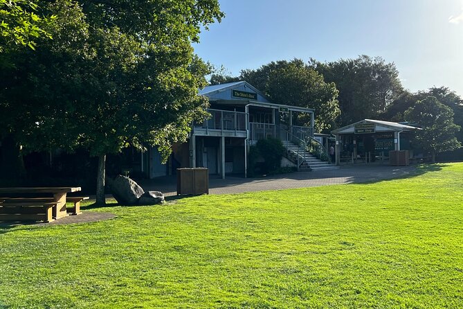 Private Round Trip Transport To Hobbiton From Auckland - Hobbiton tour setup: tickets, buses, and onsite time