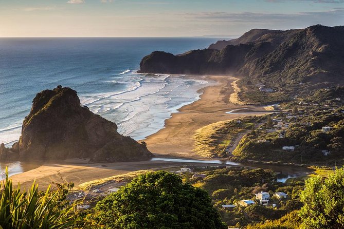 Private Tour: Auckland City and Countryside Tour - Parnell Rose Gardens and MJ Savage Memorial Park: calm stops that tell a story