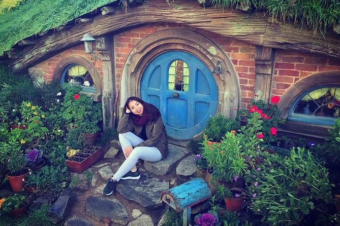 Private Tour - Hobbiton Movie Set & Te Puia (Rotorua) - Comfort, pacing, and the kind of guide that makes it work