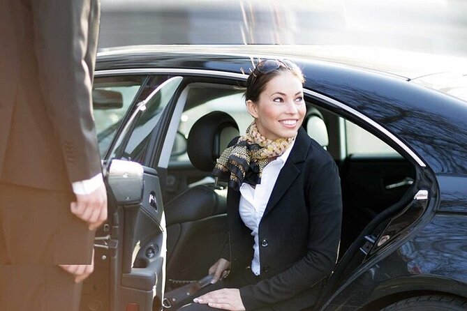 Private Transfers from Queenstown Airport to Wanaka - What the drive feels like: clean cars, careful driving, and luggage ease