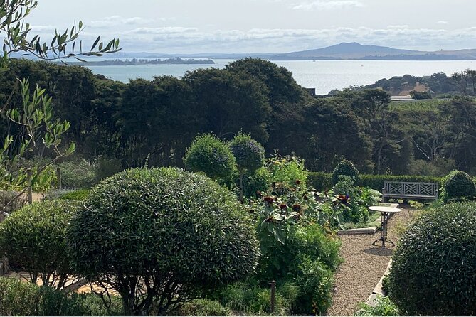 Private Waiheke Food & Wine Tour - Why this private Waiheke food and wine day makes sense