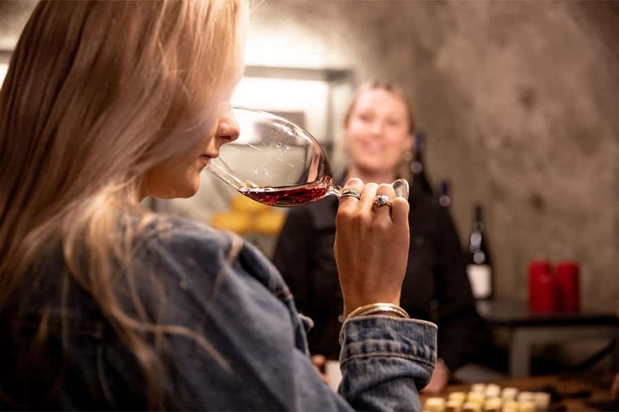 Queenstown, Arrowtown, Gibbston: Flexible Wine Hopper Tours - Pickups, timing, and the no-drama part of logistics