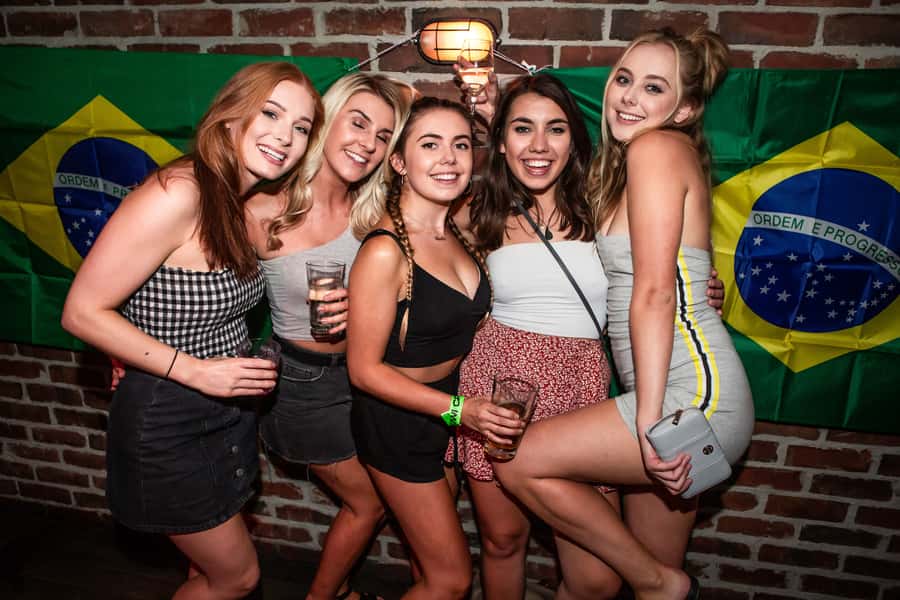 Queenstown: Bar Crawl with 5 Free Shots and Pizza - Stop by stop: how the five venues shape your night