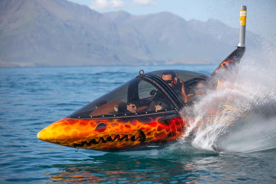 Queenstown: Hydro Attack Shark Ride - Surface Speed at 80 kph: Why It Feels So Fast
