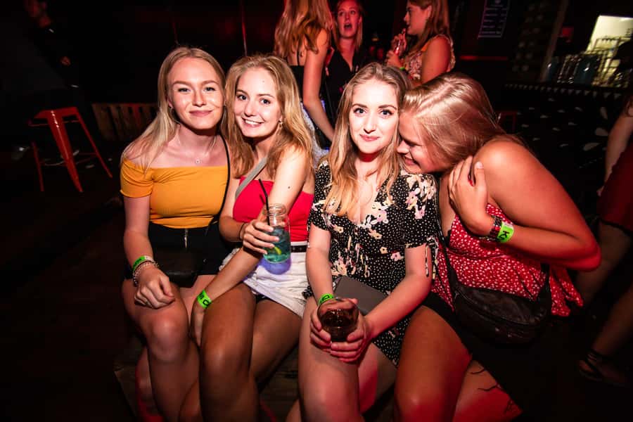 Queenstown: Ice Bar Crawl - Key things to know before you go