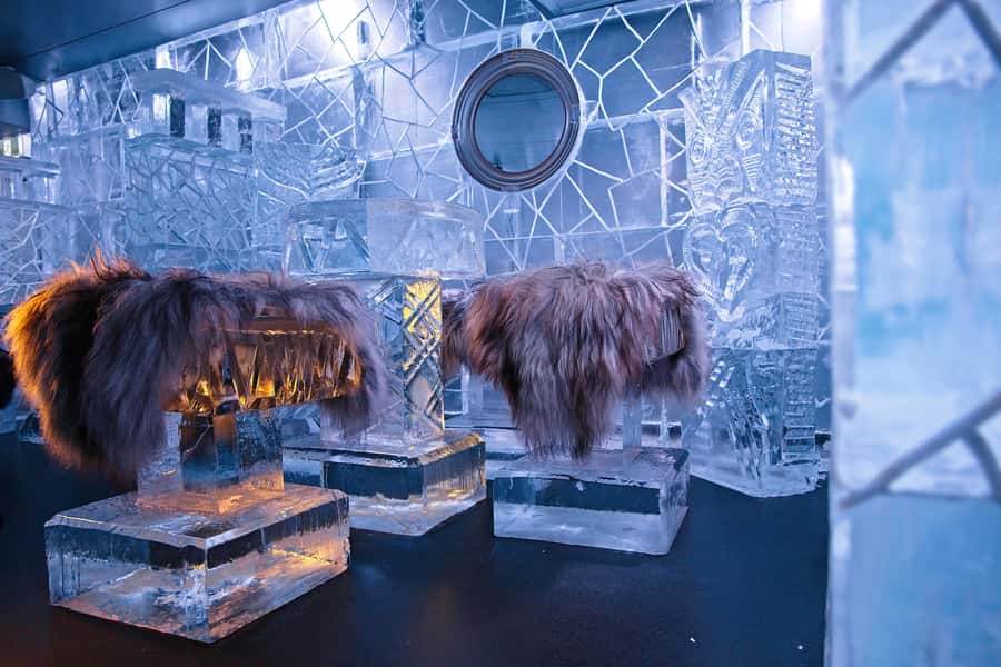 Queenstown: Ice Bar Entry with Warm Winter Gear and Drink - Should you book Queenstown Ice Bar?