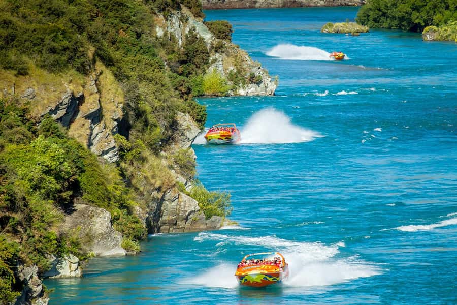 Queenstown: Jet Boat Adventure with Thunder Jet - How the 30-Minute vs 60-Minute Ride Changes the Feel