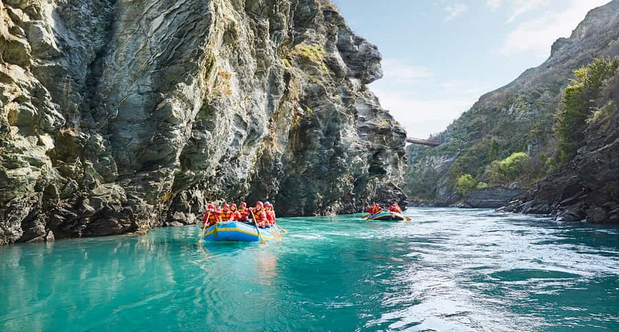 Queenstown: Kawarau River Rafting and Jet Boat Ride - The 25-minute jet boat run: 95 km/h, 360 spins, and controlled chaos