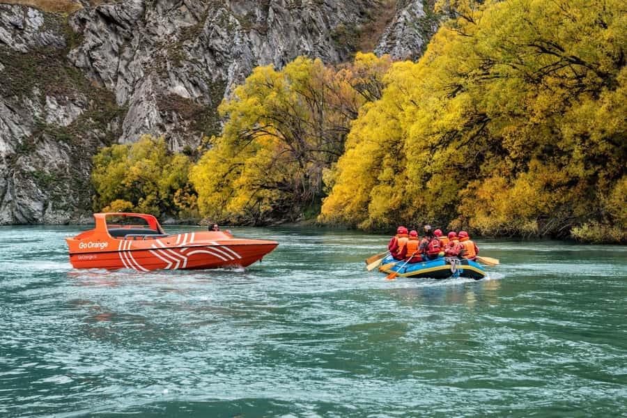 Queenstown: Kawarau River Rafting and Jet Boat Ride - Rafting the Kawarau: an 8-kilometer ride with grade 2-3 water