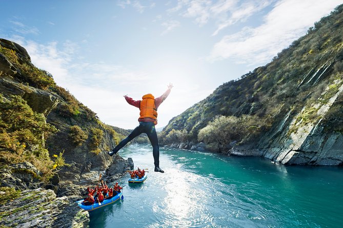 Queenstown Kawarau River Rafting and Jet Boat - The Jet Boat Portion on Lake Wakatipu: Spins, Speed, and Canyon Views